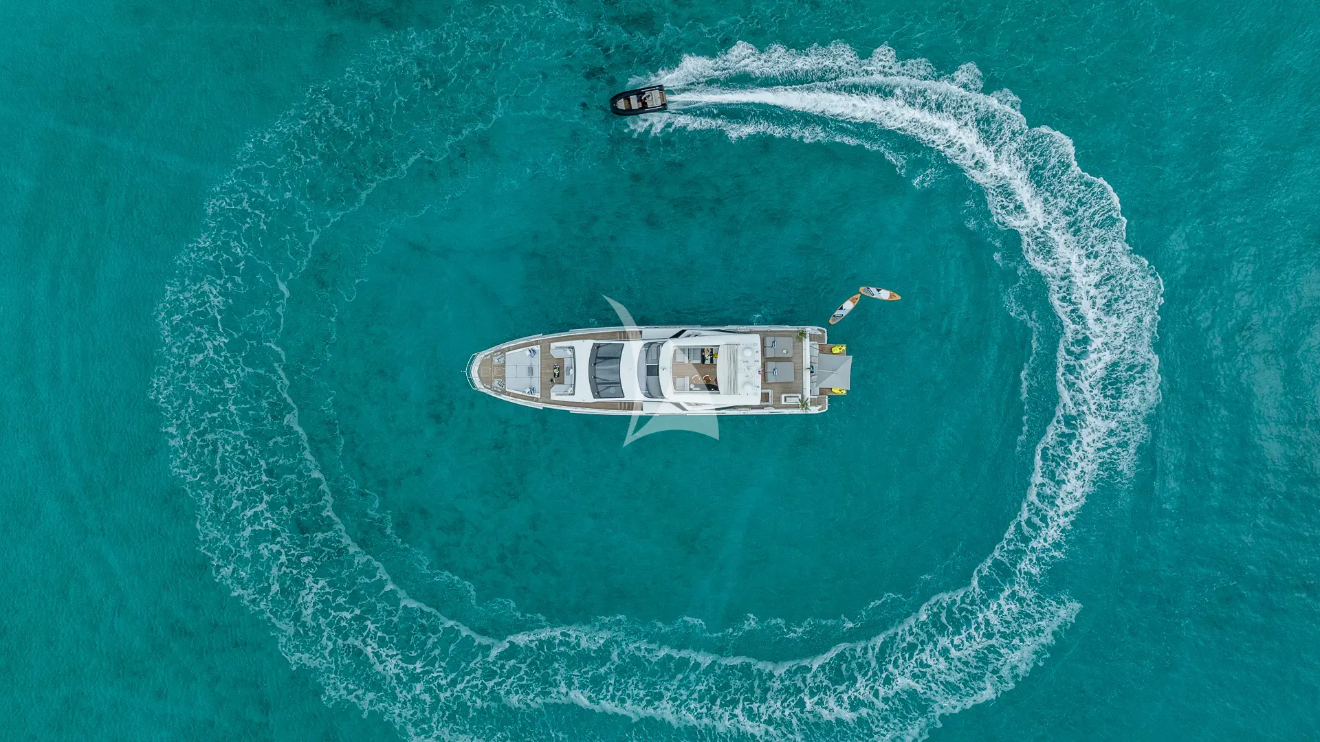 PIER PRESSURE Charter Yacht