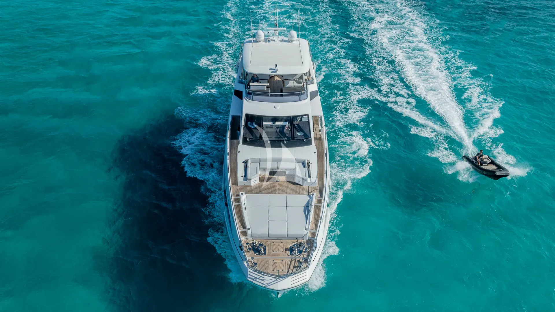 PIER PRESSURE Charter Yacht