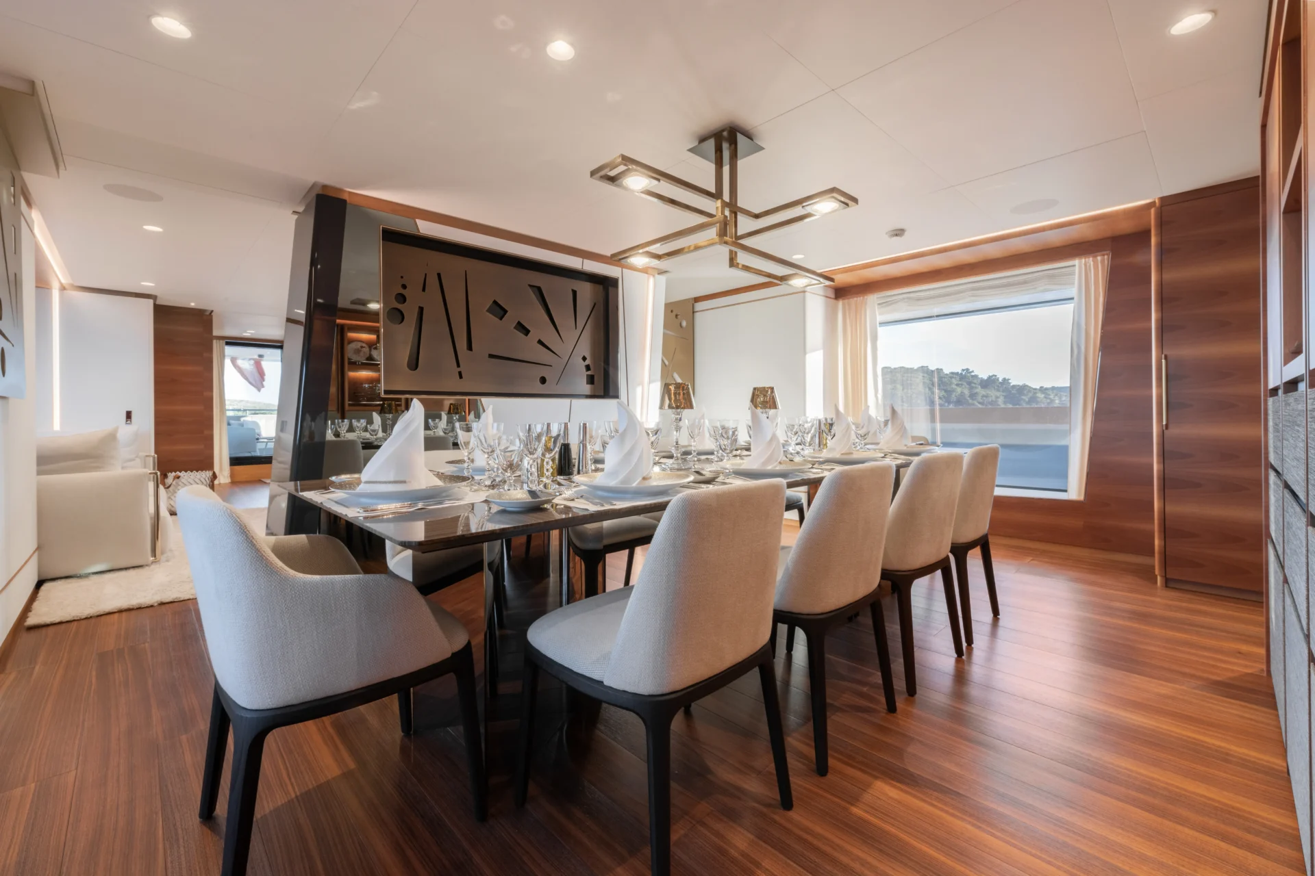 MY MAYVA Charter Yacht