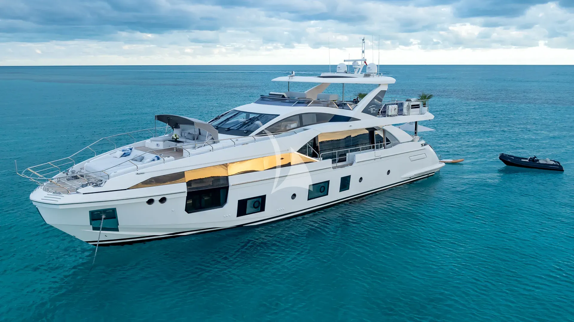 PIER PRESSURE Charter Yacht