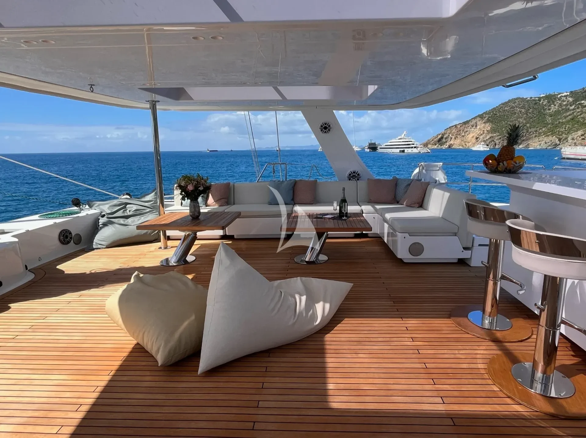 YOLO Charter Yacht