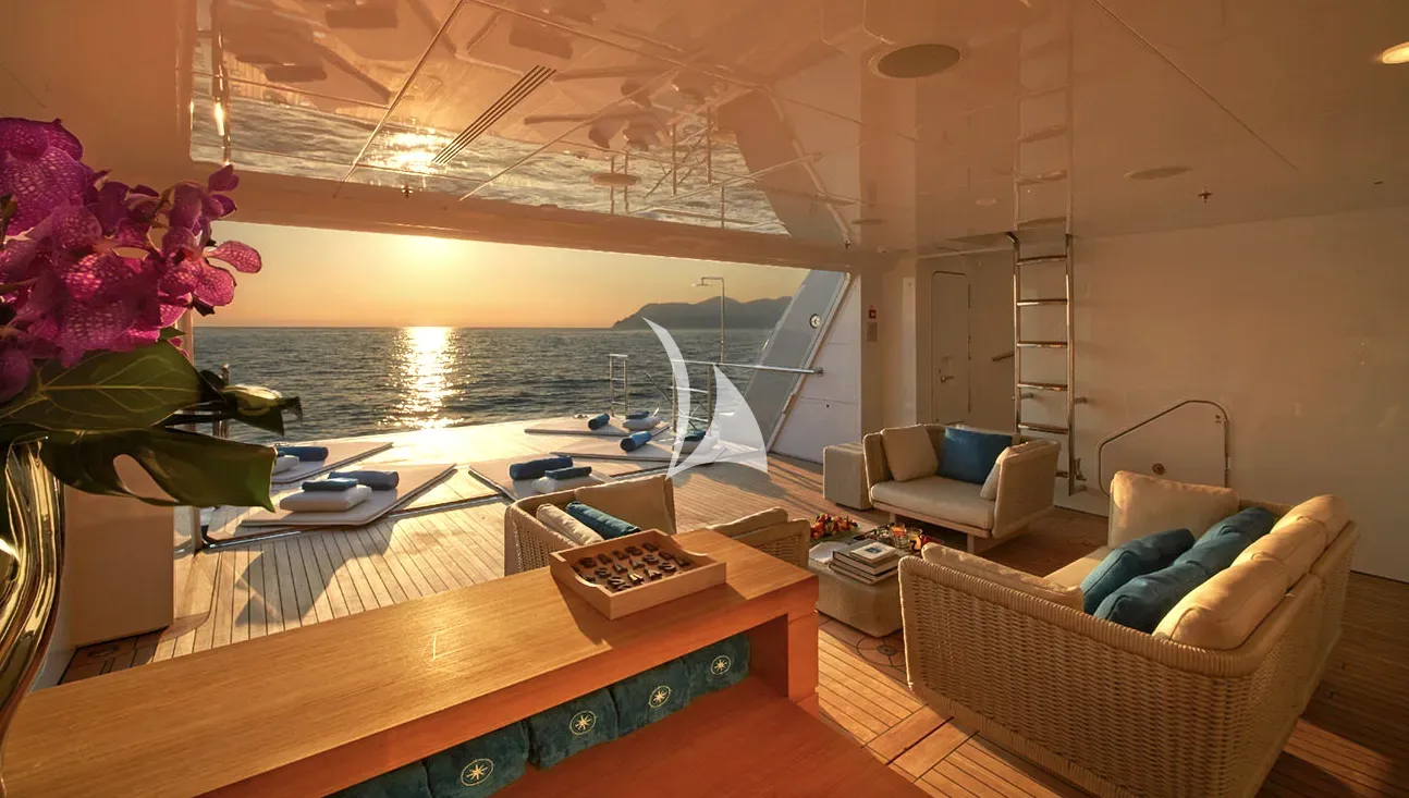 STELLA MARIS Charter Yacht