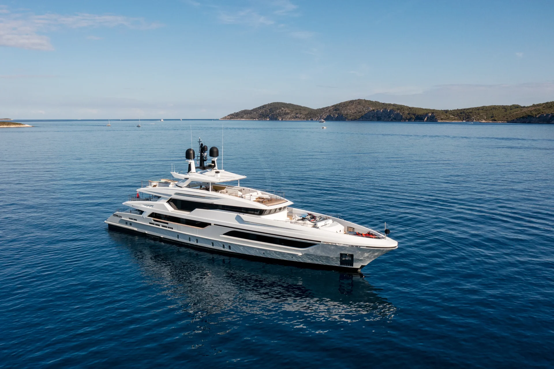 MY MAYVA Charter Yacht
