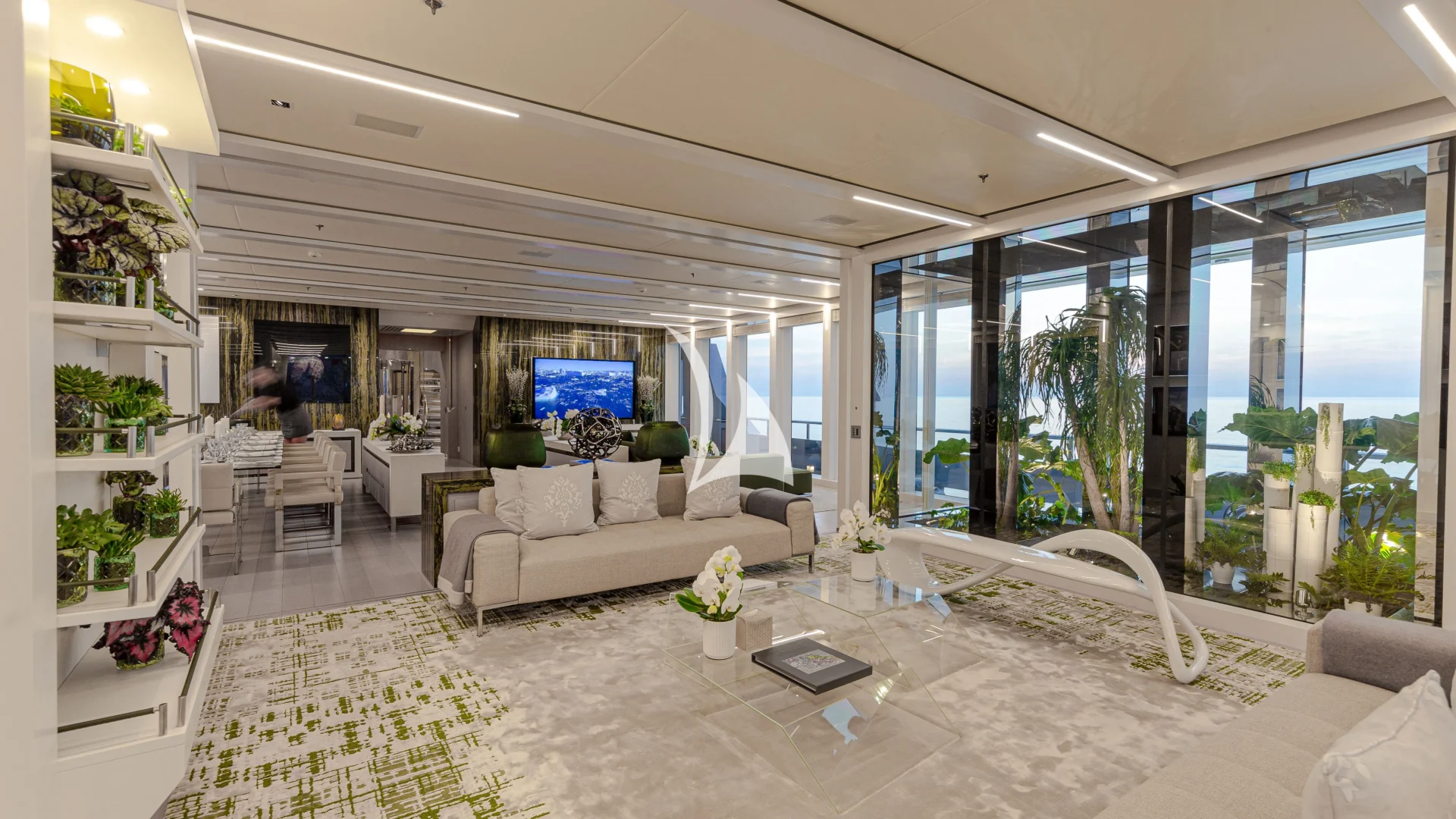 STELLA MARIS Charter Yacht
