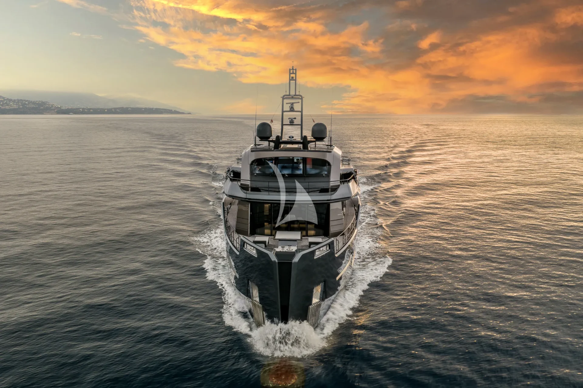 K+ Charter Yacht