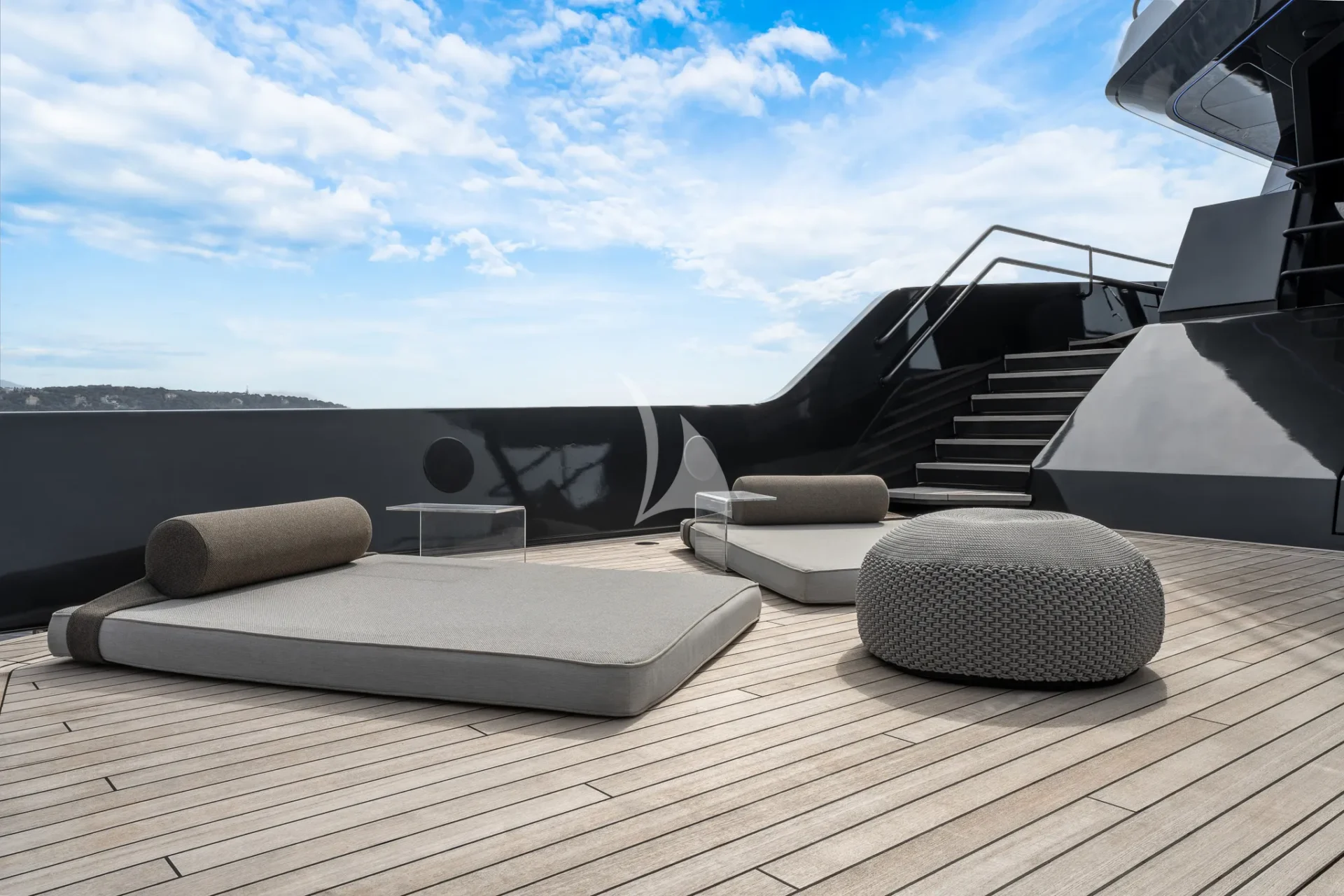 K+ Charter Yacht