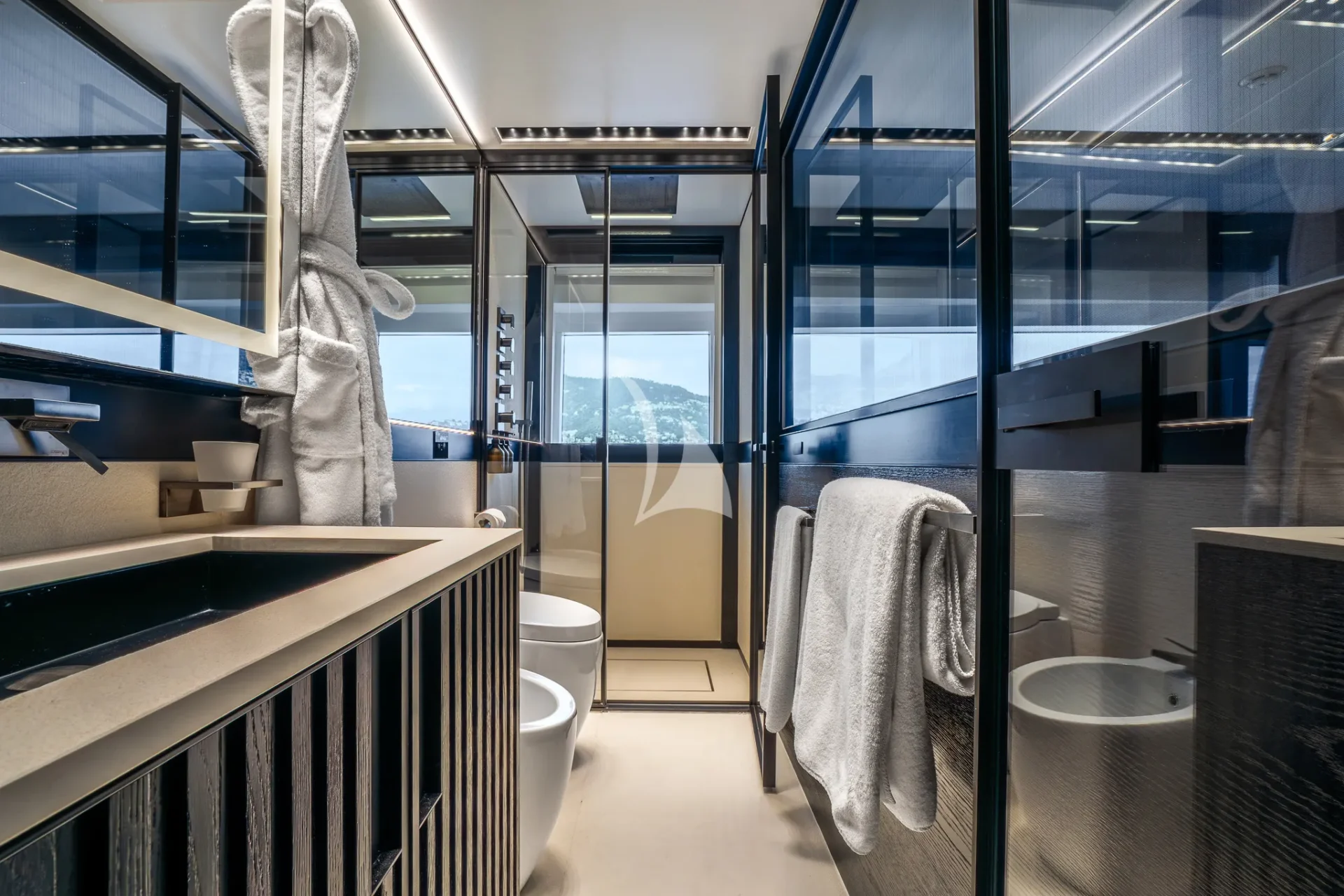 K+ Charter Yacht