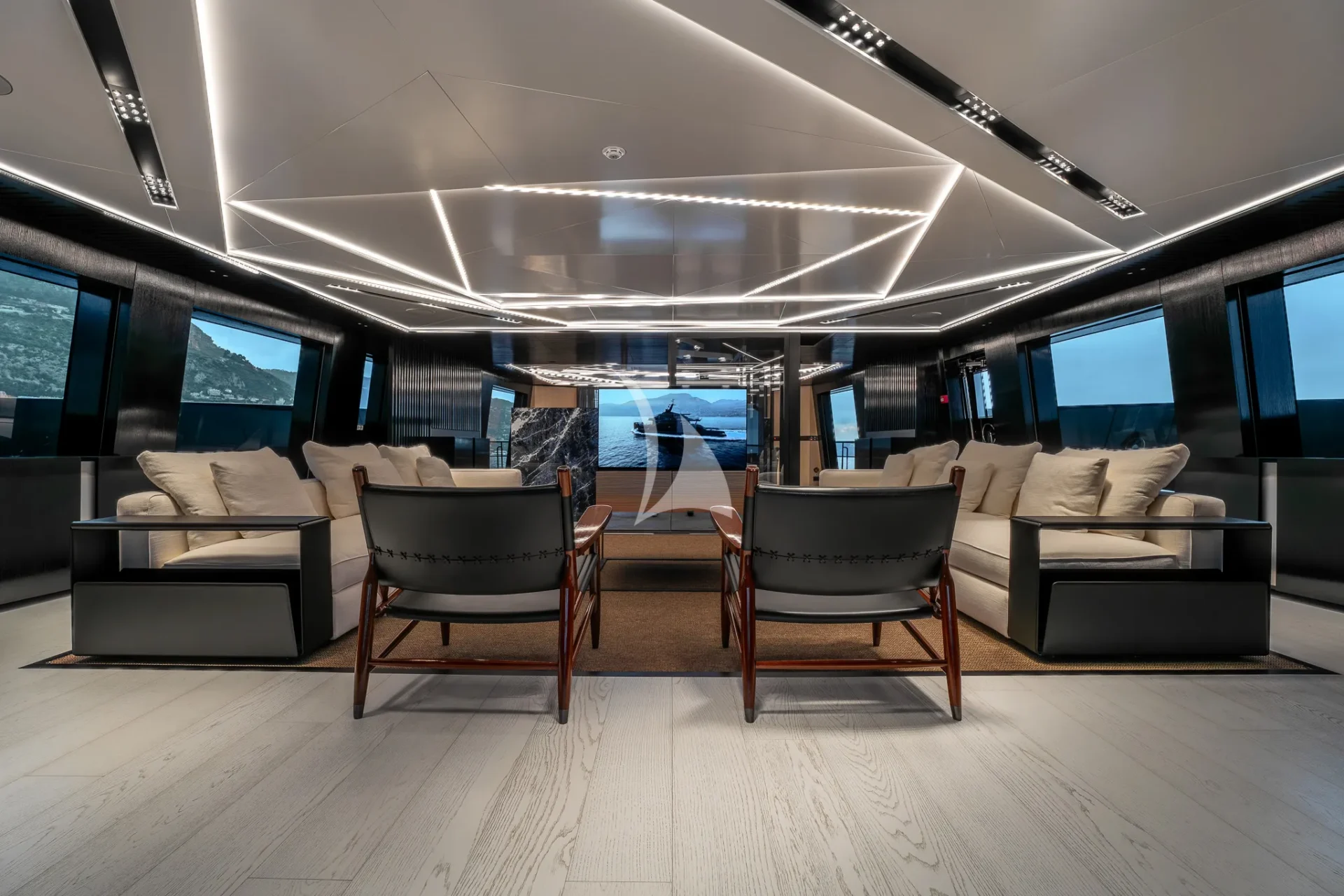 K+ Charter Yacht