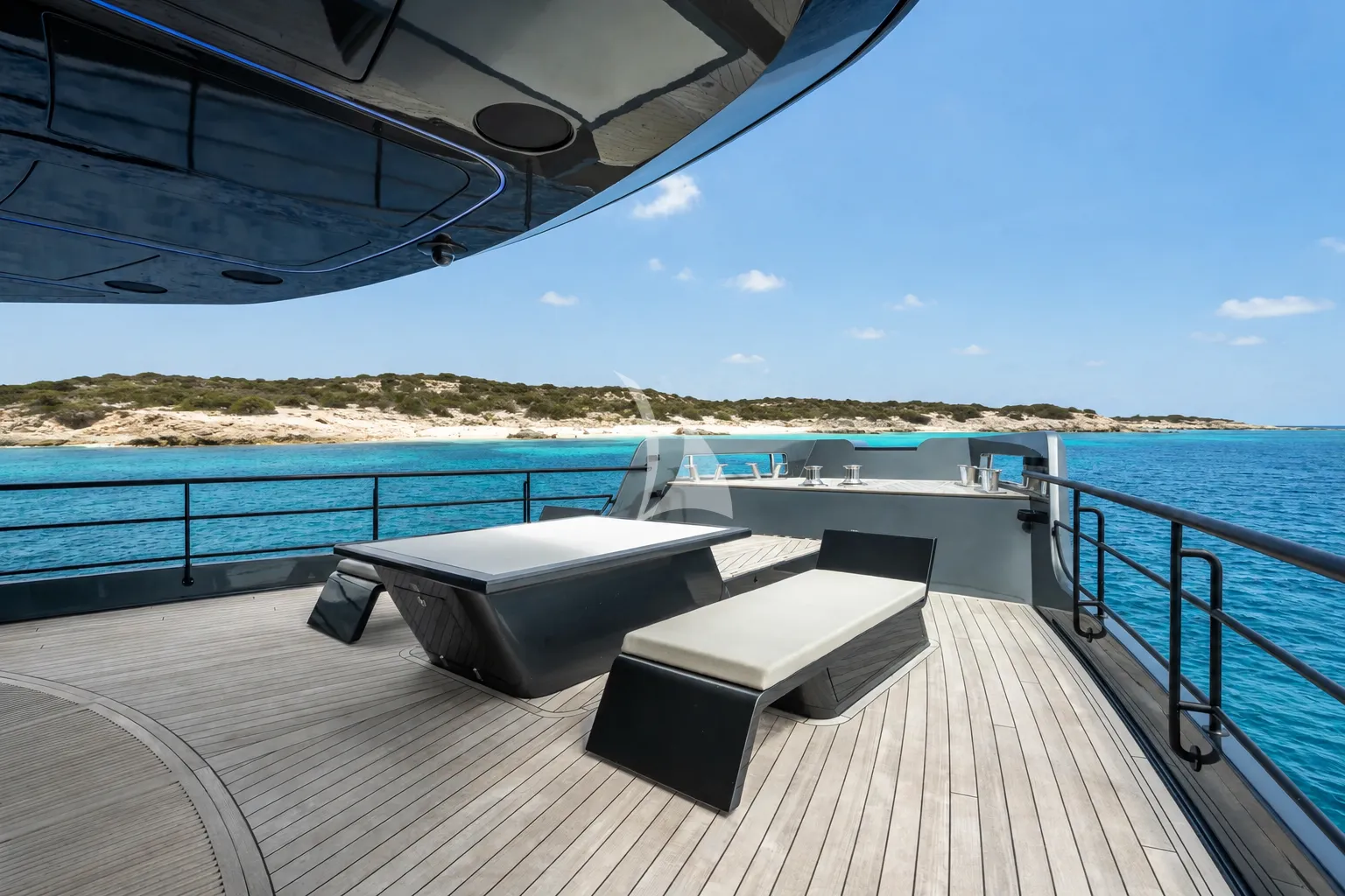 K+ Charter Yacht