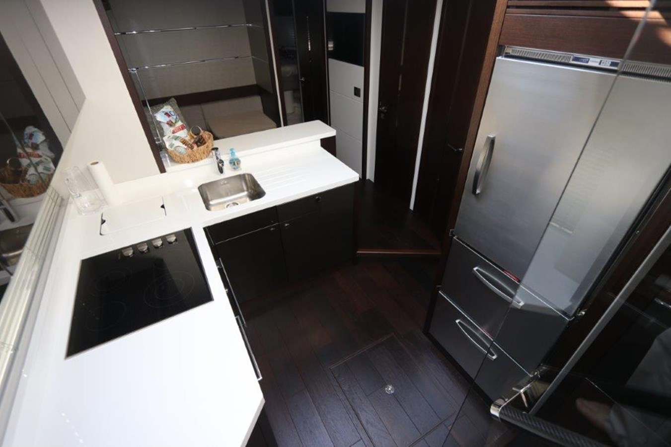 Sunseeker Motor Yacht Hide Out For Sale