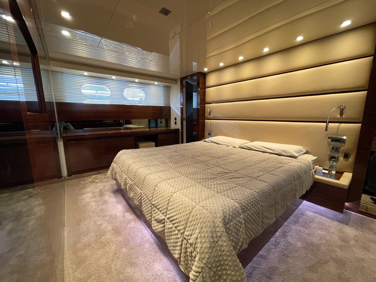 Sanlorenzo Yachts Motor Yacht SANLORENZO 88 For Sale