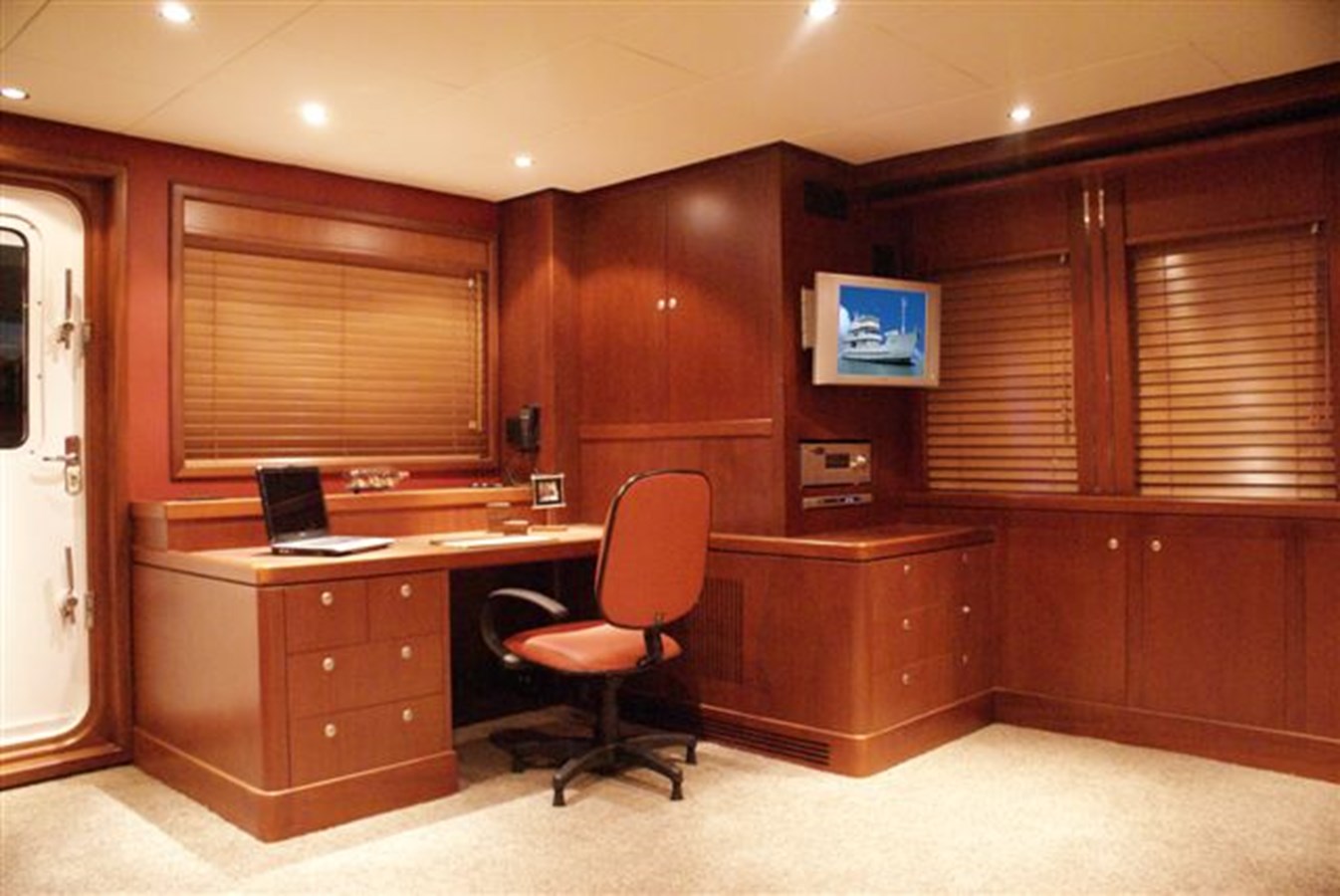 Inace Motor Yacht Victoria For Sale