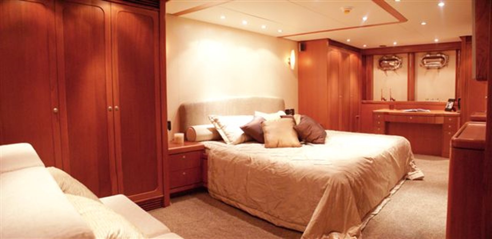 Inace Motor Yacht Victoria For Sale