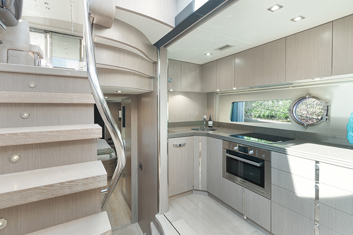 Sunseeker Motor Yacht LONG WAY ROUND For Sale