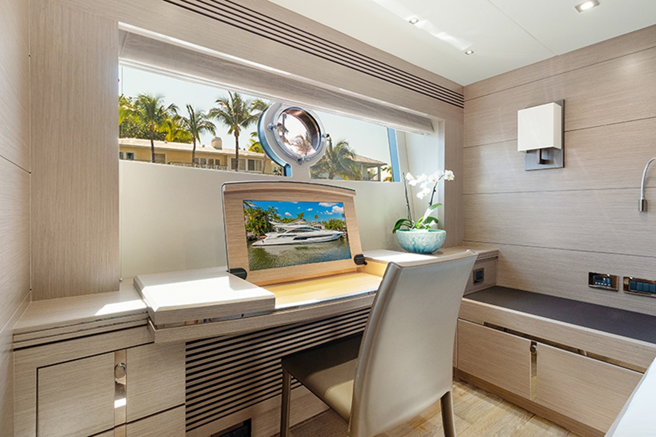 Sunseeker Motor Yacht LONG WAY ROUND For Sale