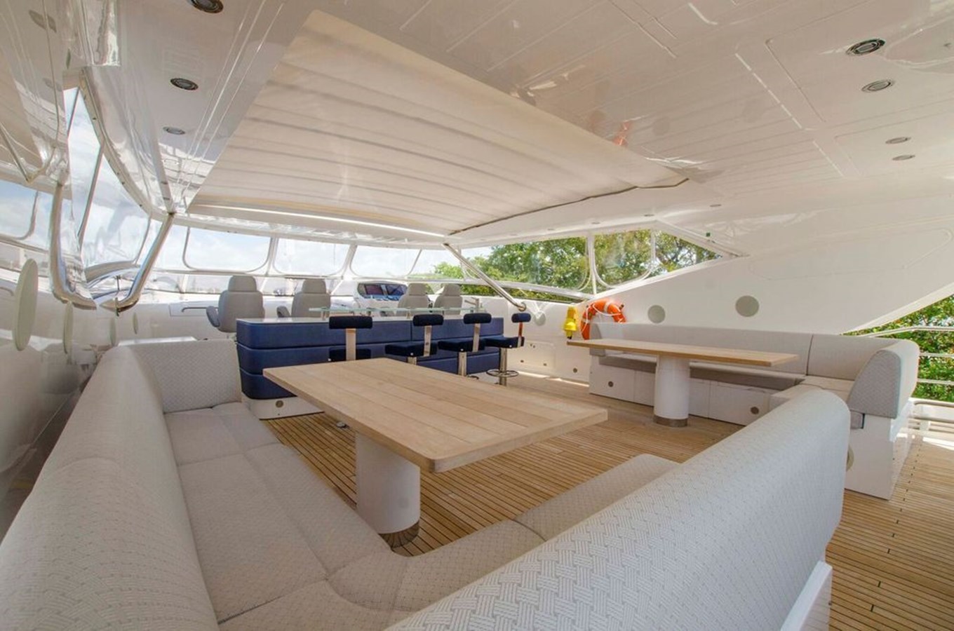 Sunseeker Motor Yacht Insignia For Sale