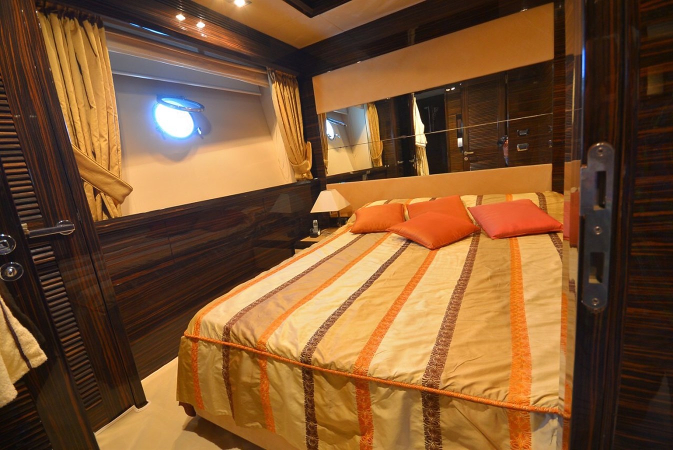 Azimut Yachts Motor Yacht Julia S For Sale