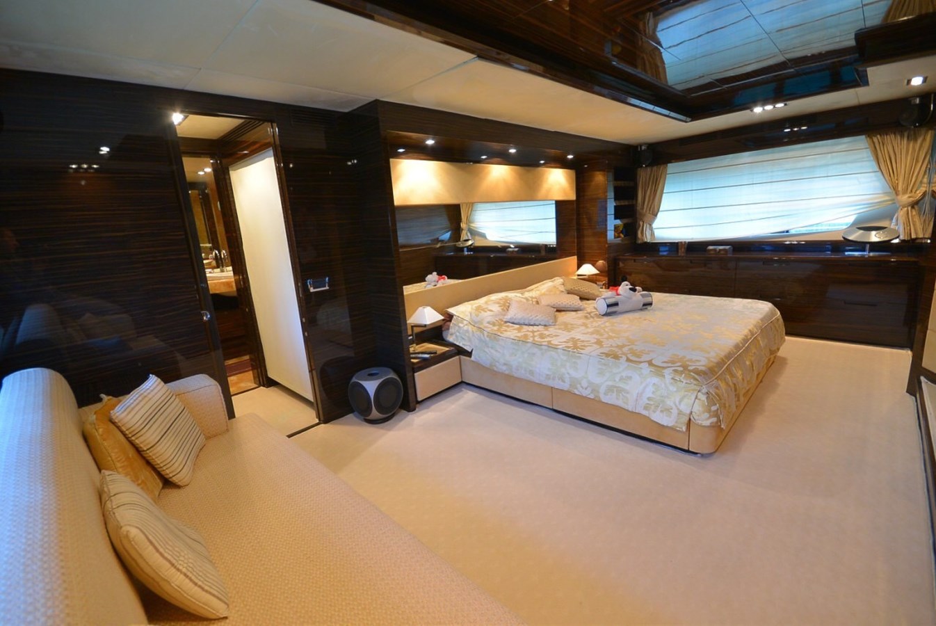 Azimut Yachts Motor Yacht Julia S For Sale