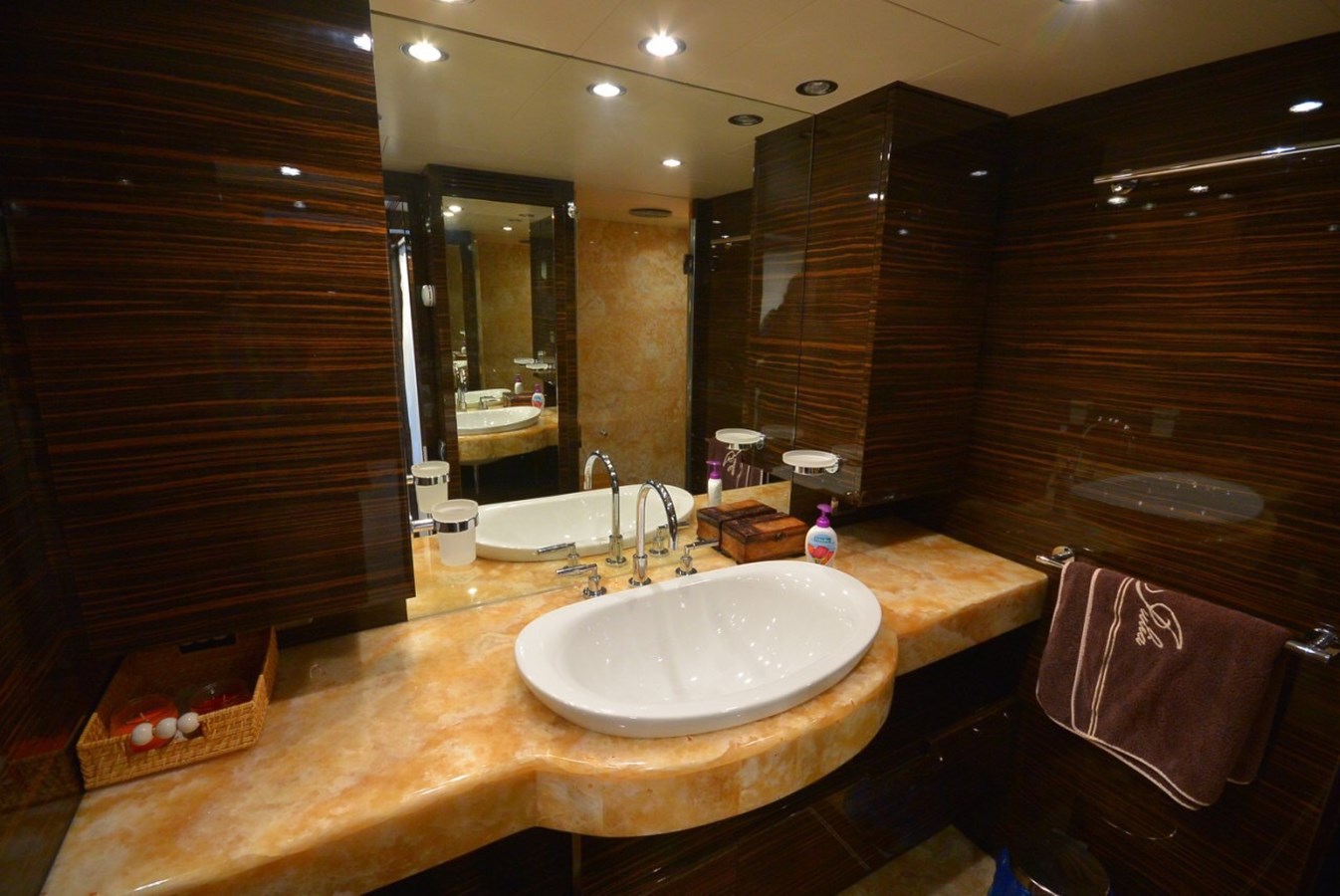 Azimut Yachts Motor Yacht Julia S For Sale