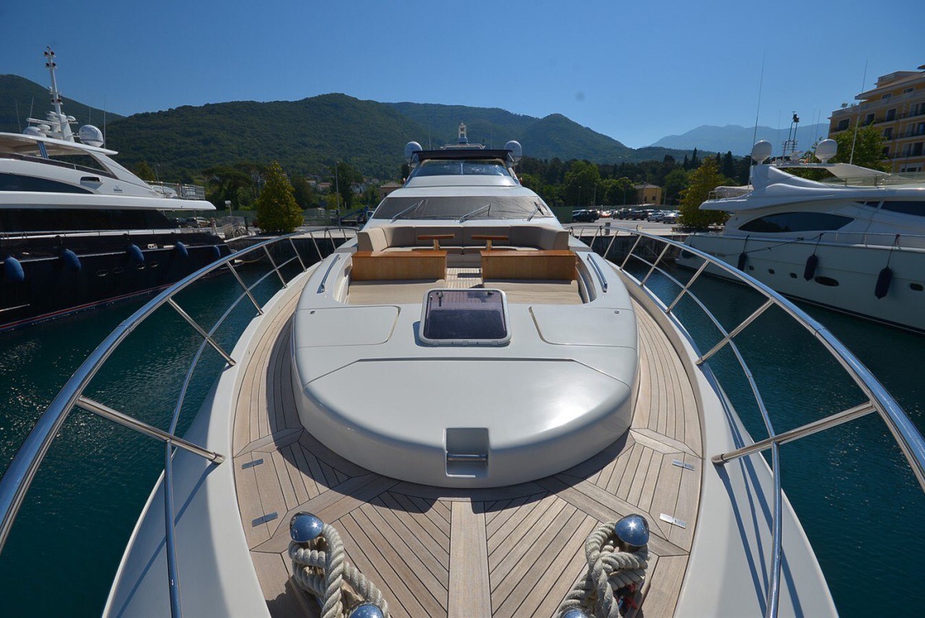 Azimut Yachts Motor Yacht Julia S For Sale