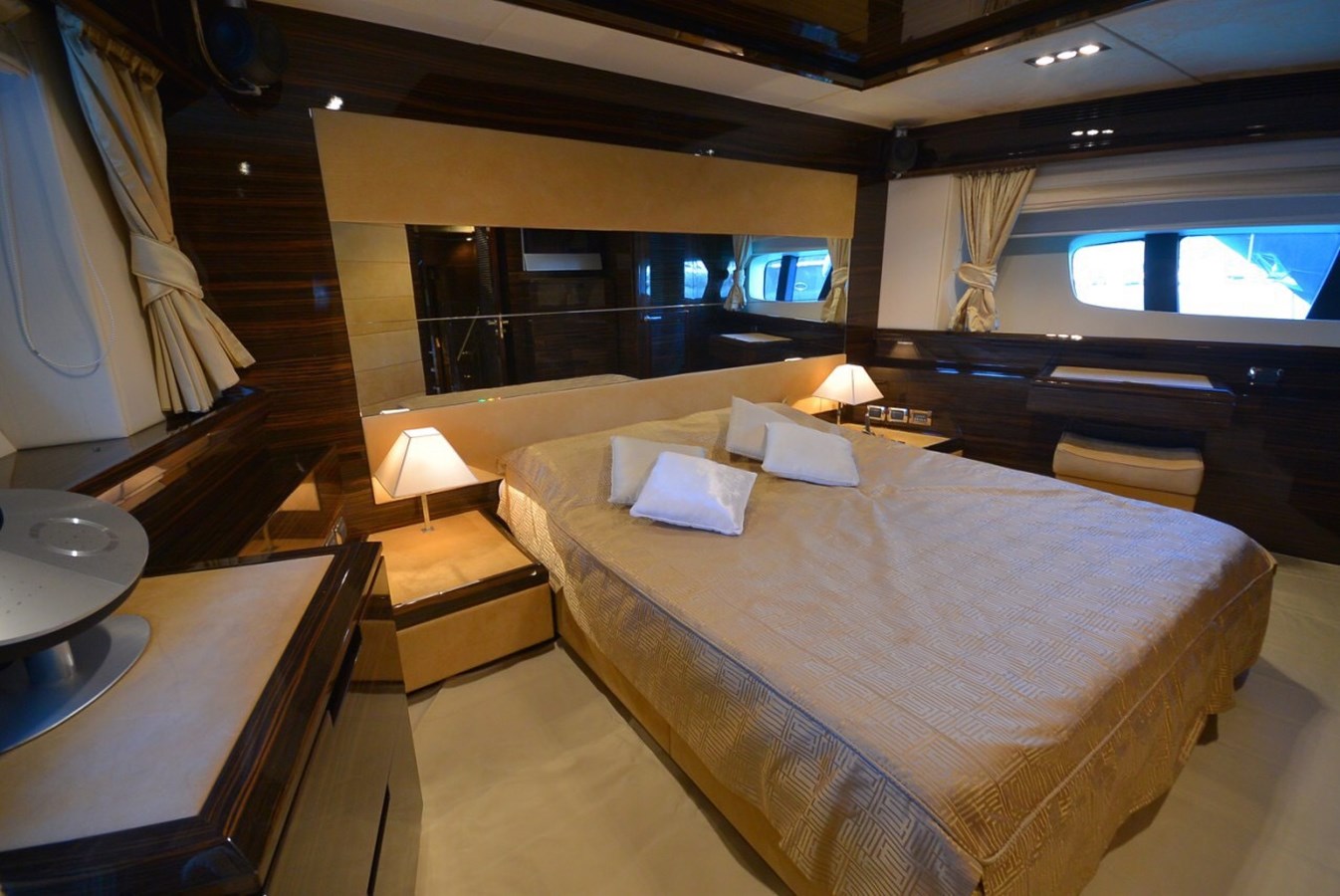 Azimut Yachts Motor Yacht Julia S For Sale