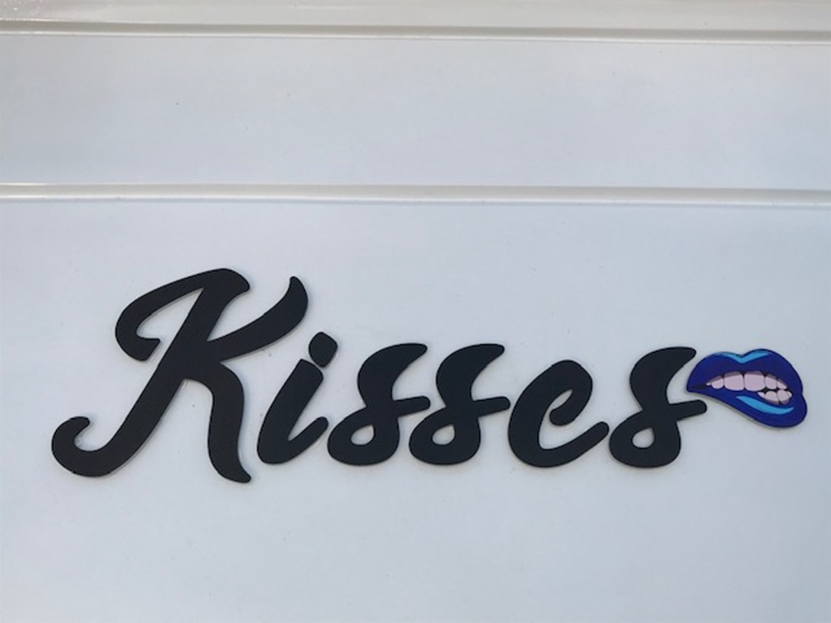 Permare Motor Yacht Kisses For Sale