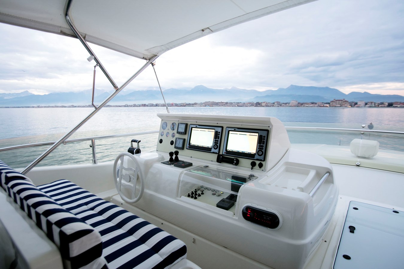 Ferretti Yachts Motor Yacht LADY VICTORIA For Sale