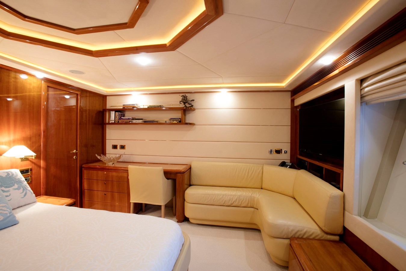 Ferretti Yachts Motor Yacht LADY VICTORIA For Sale