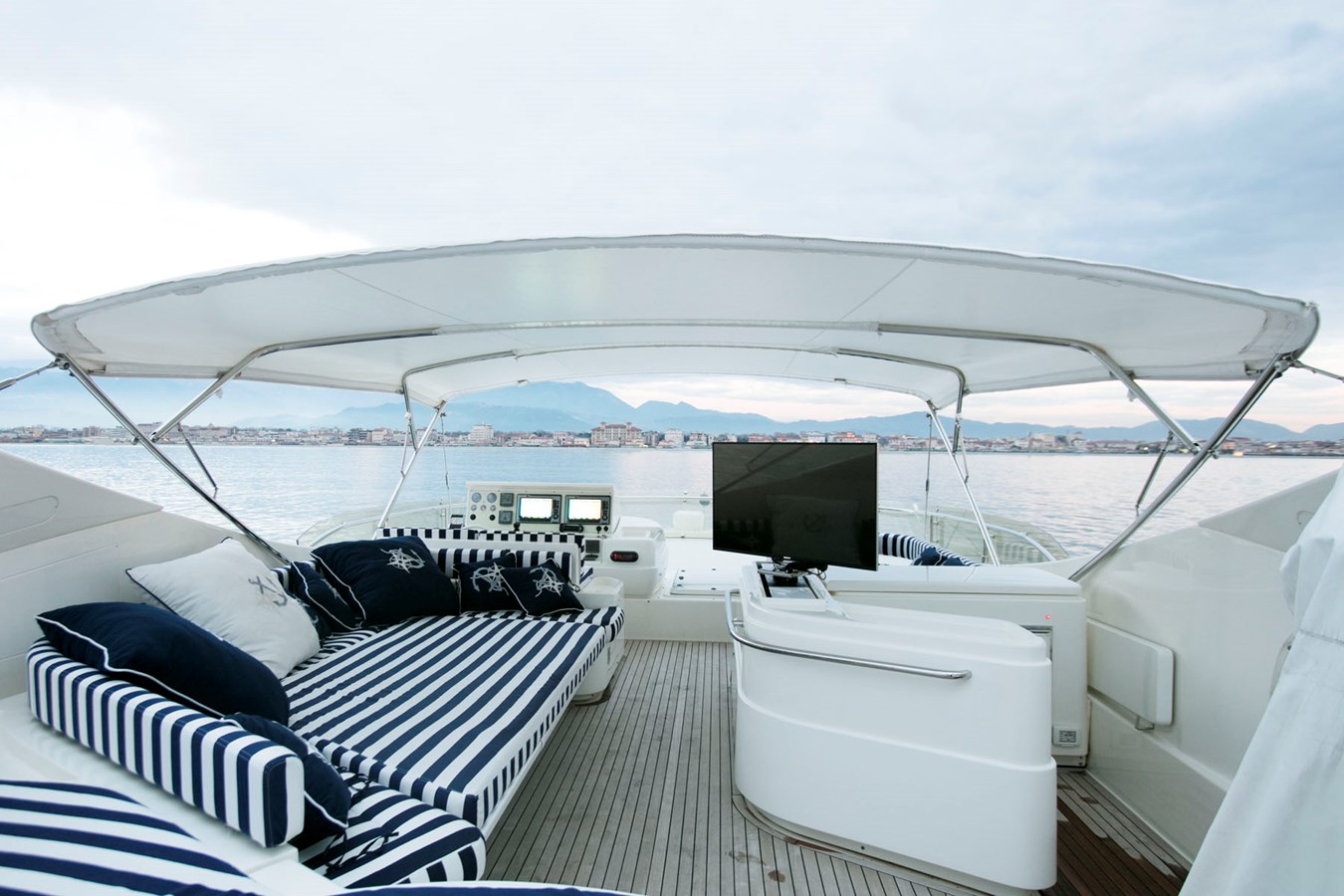 Ferretti Yachts Motor Yacht LADY VICTORIA For Sale