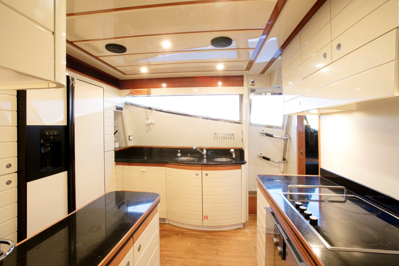 Ferretti Yachts Motor Yacht LADY VICTORIA For Sale