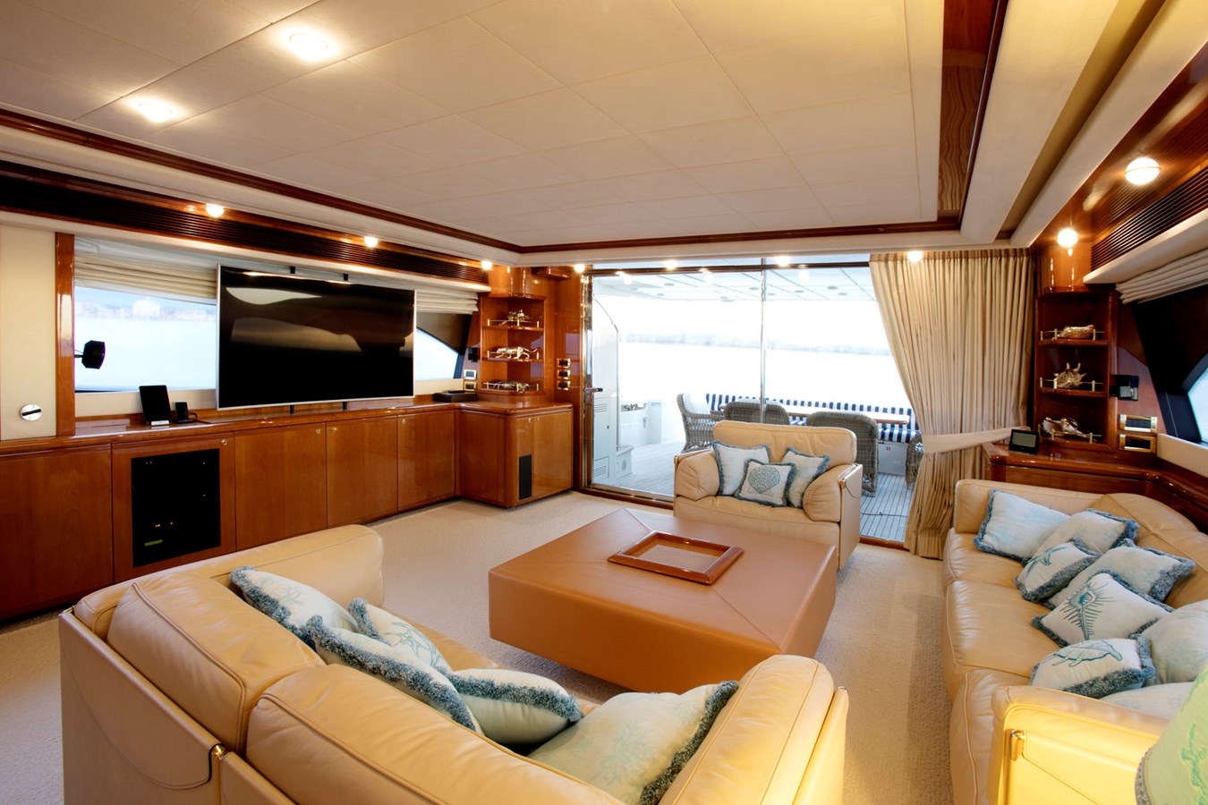 Ferretti Yachts Motor Yacht LADY VICTORIA For Sale