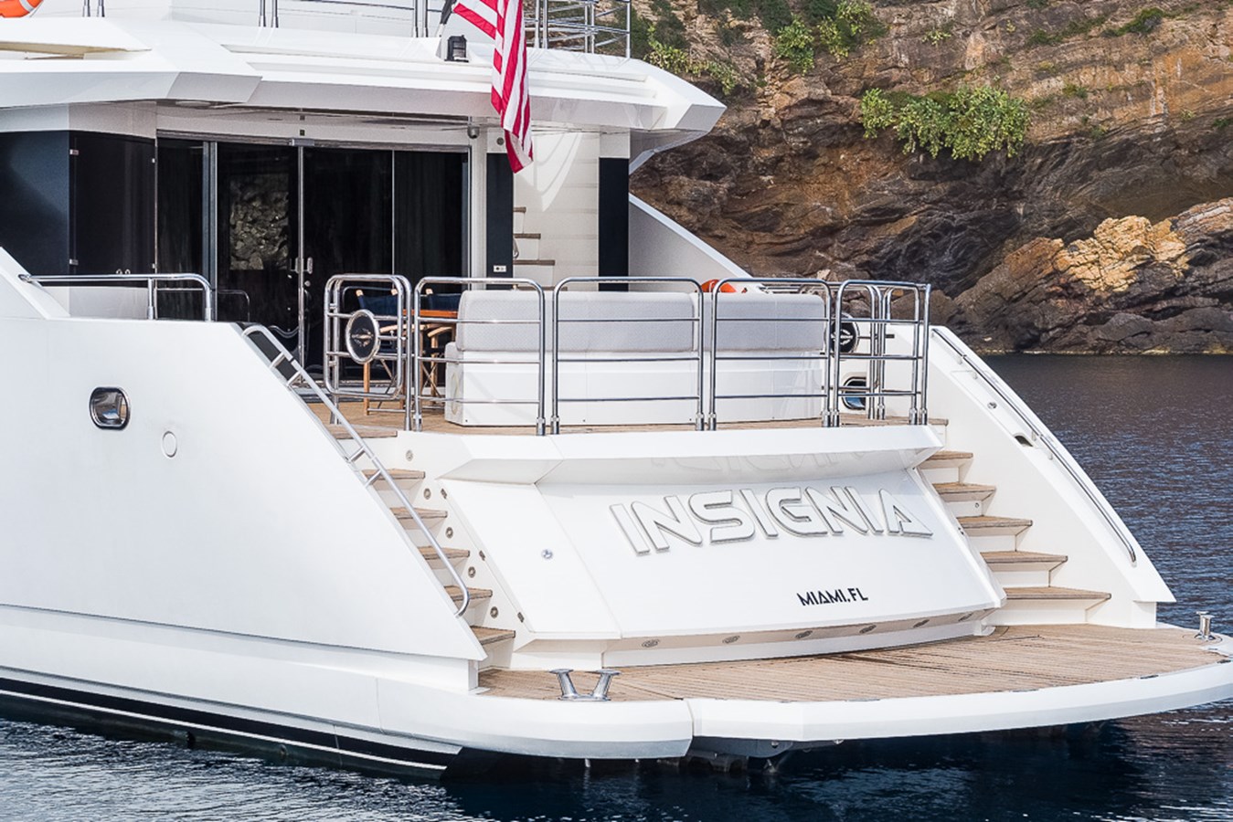 Sunseeker Motor Yacht INSIGNIA For Sale