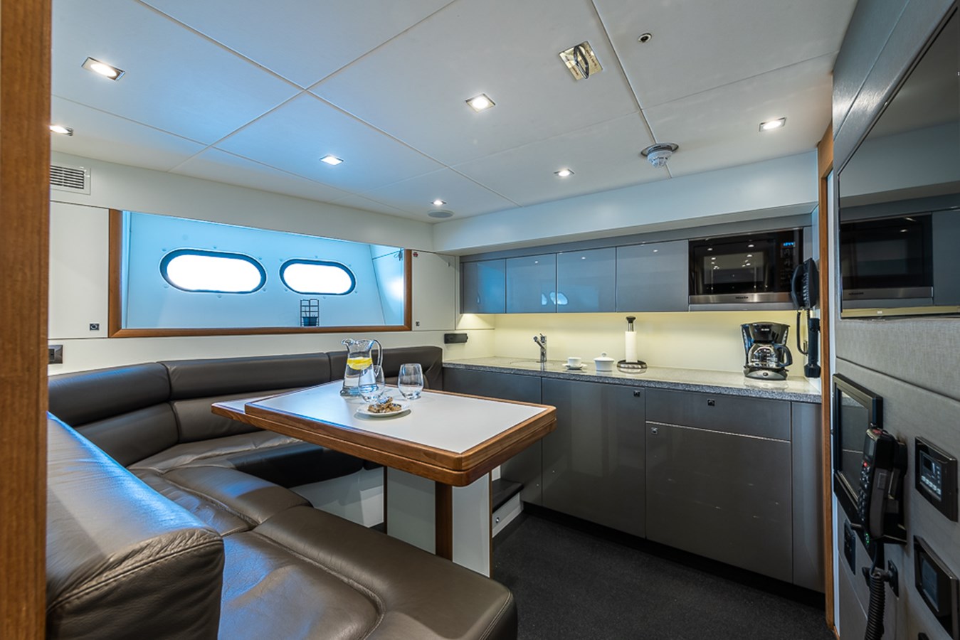 Sunseeker Motor Yacht INSIGNIA For Sale