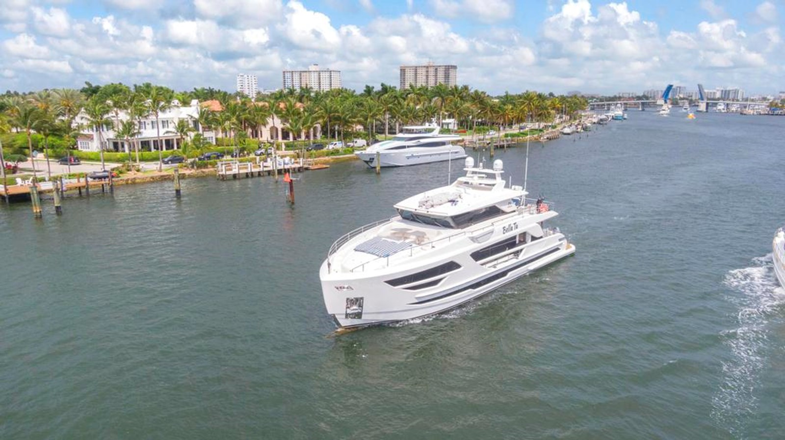 Horizon Yachts Motor Yacht BELLA TU For Sale