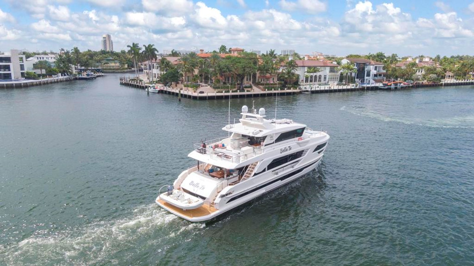 Horizon Yachts Motor Yacht BELLA TU For Sale