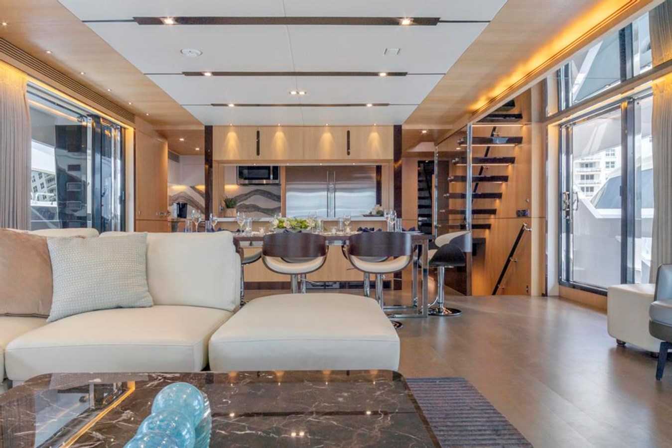 Horizon Yachts Motor Yacht BELLA TU For Sale