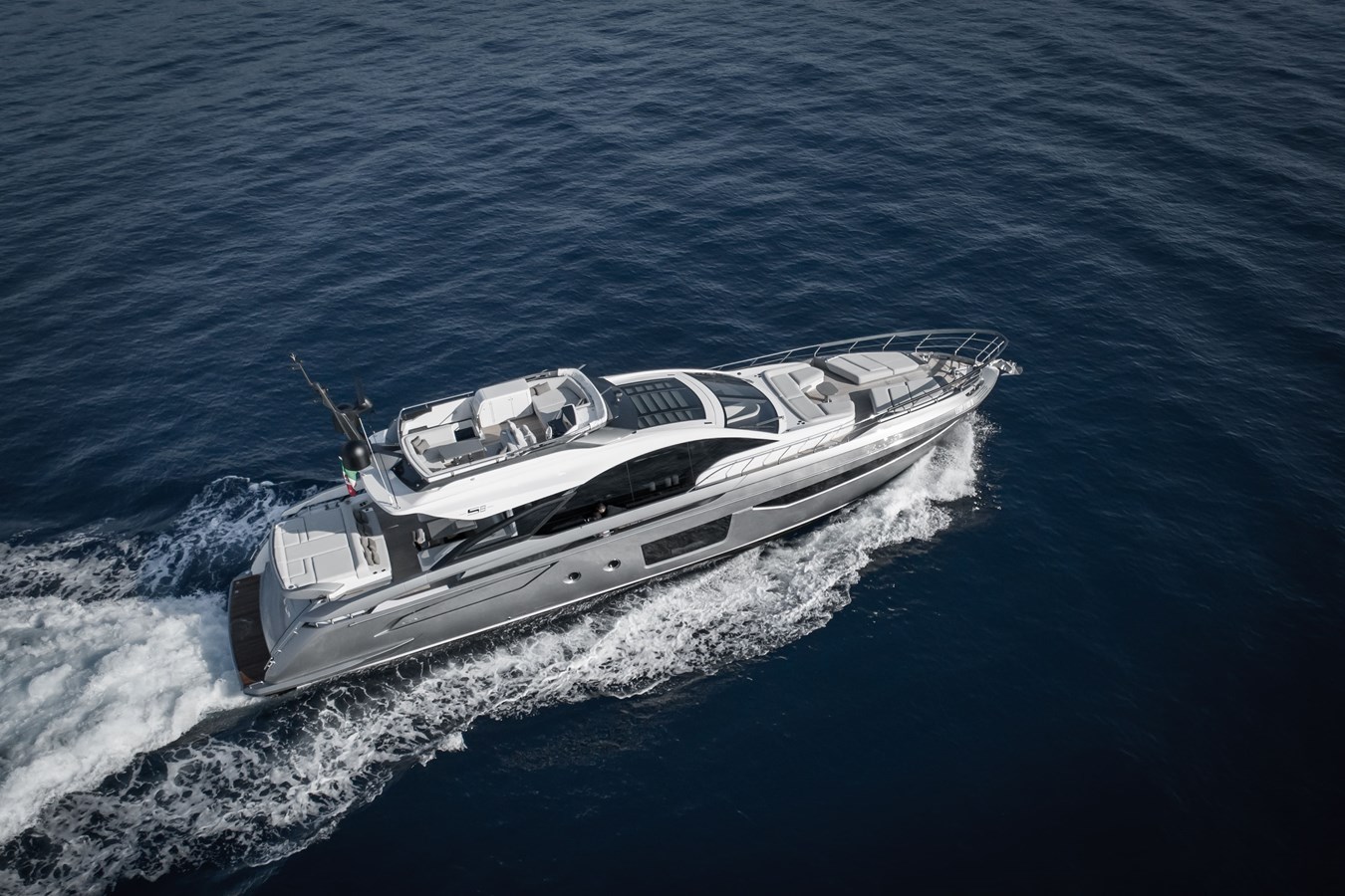 Azimut Yachts Motor Yacht Never Give Up For Sale