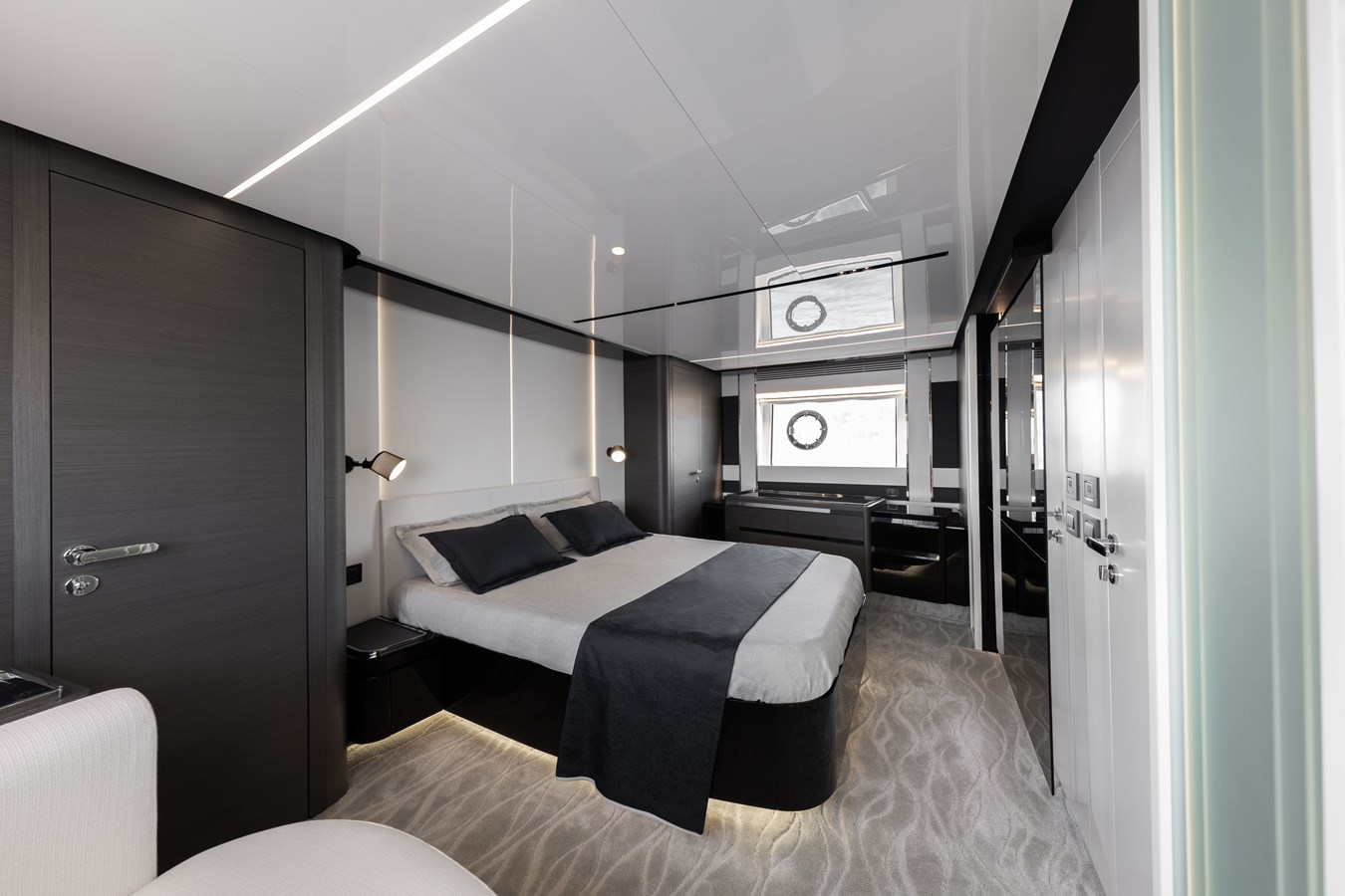 Azimut Yachts Motor Yacht Never Give Up For Sale