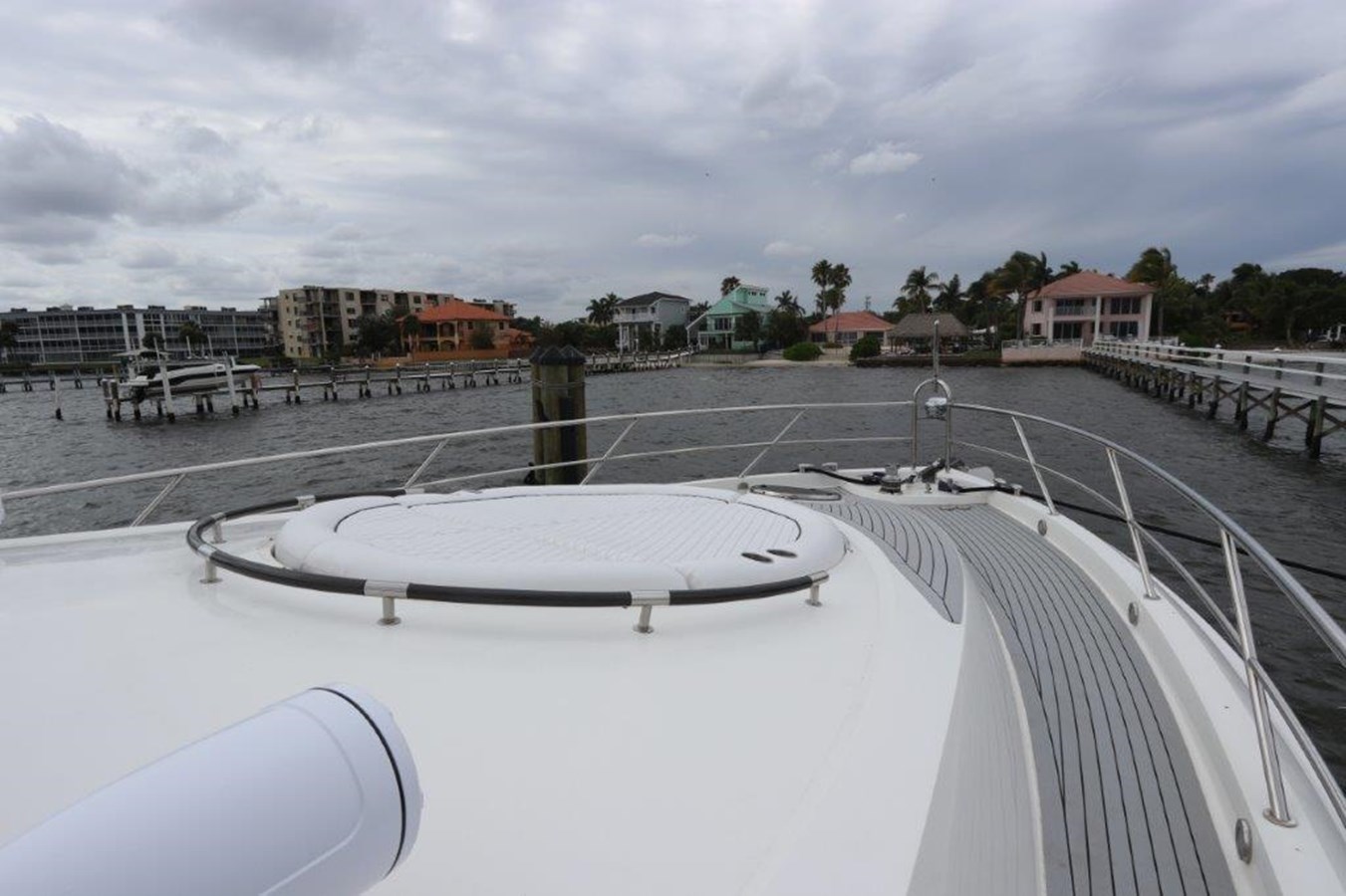 Lazzara Yachts Cruising Yacht BG For Sale