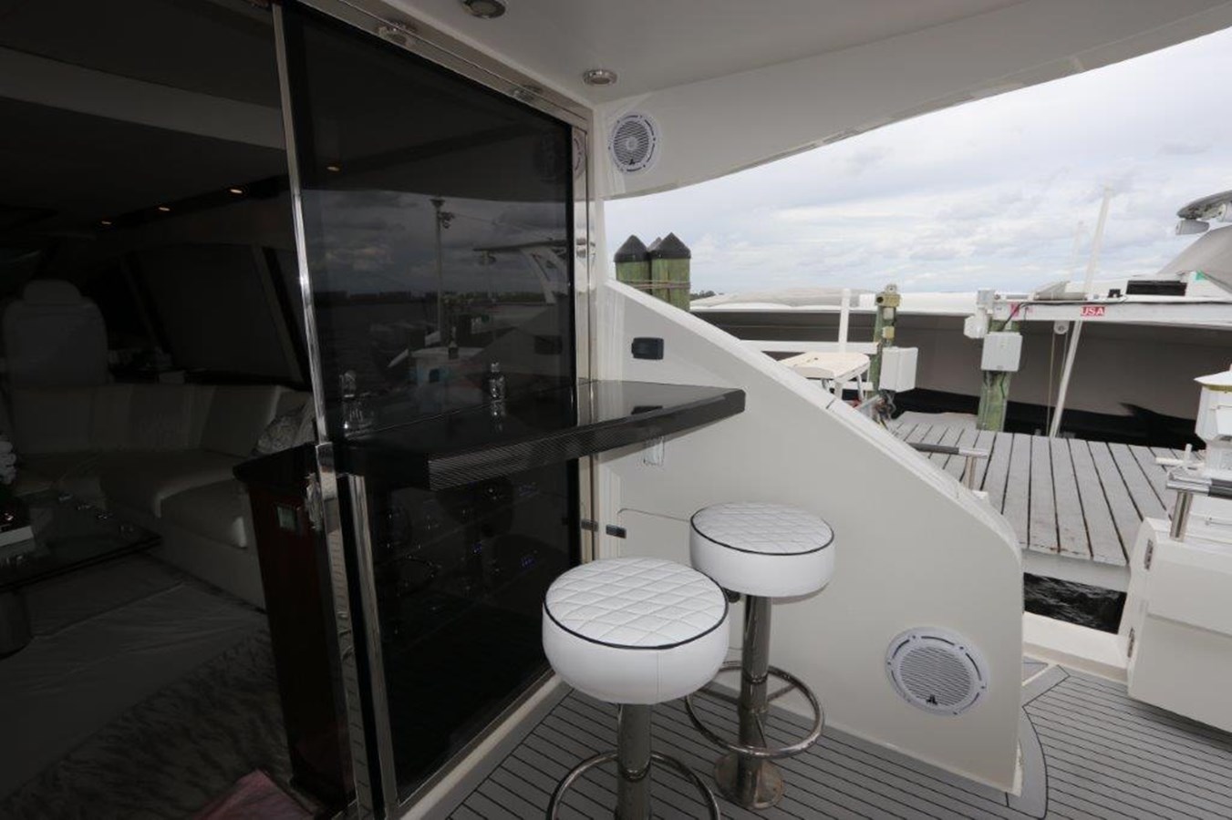 Lazzara Yachts Cruising Yacht BG For Sale