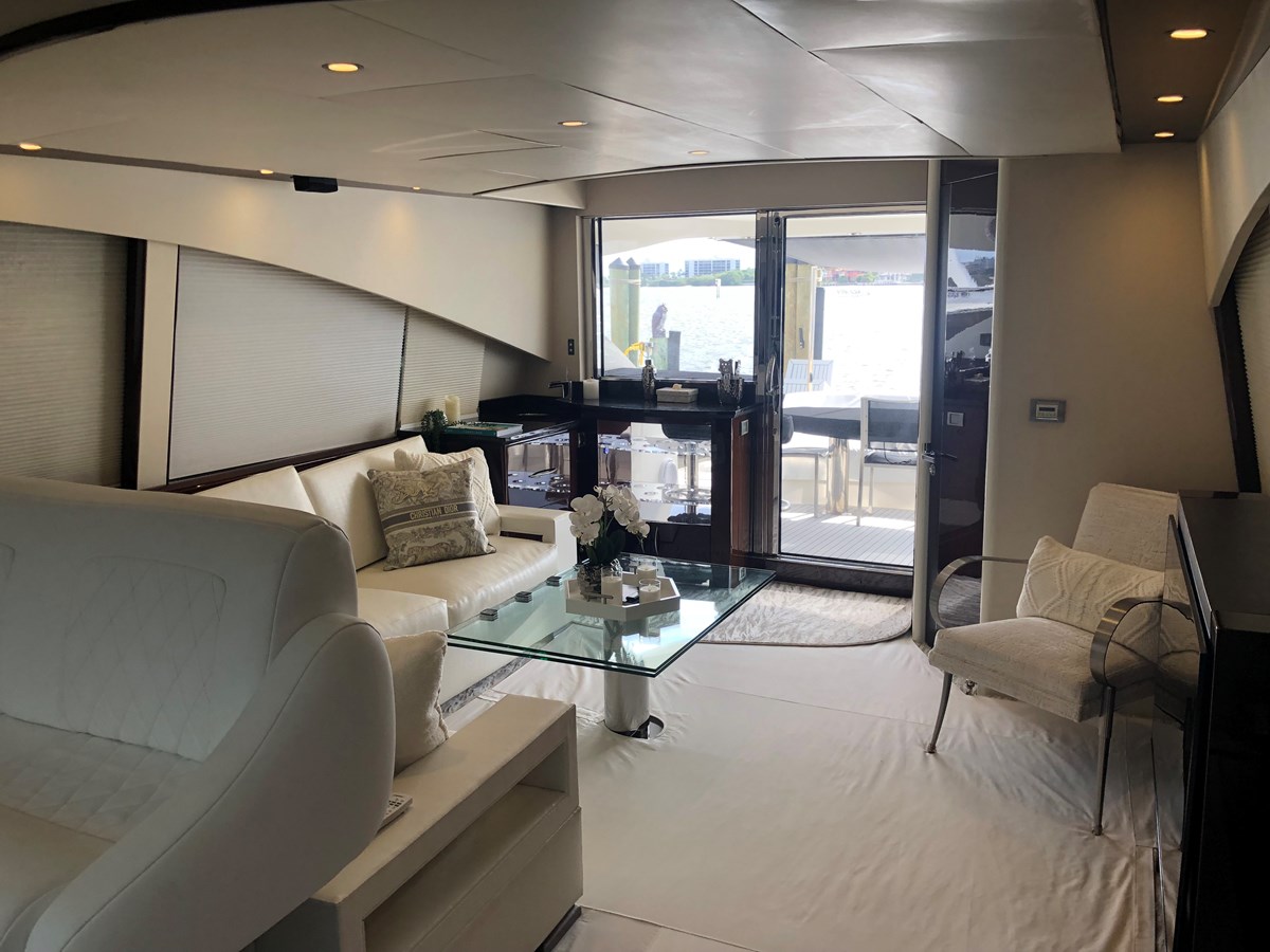 Lazzara Yachts Cruising Yacht BG For Sale