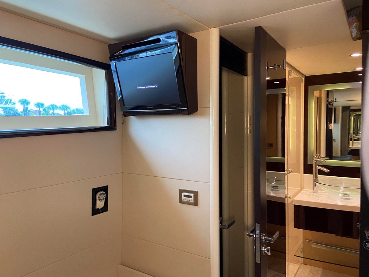 Lazzara Yachts Cruising Yacht BG For Sale