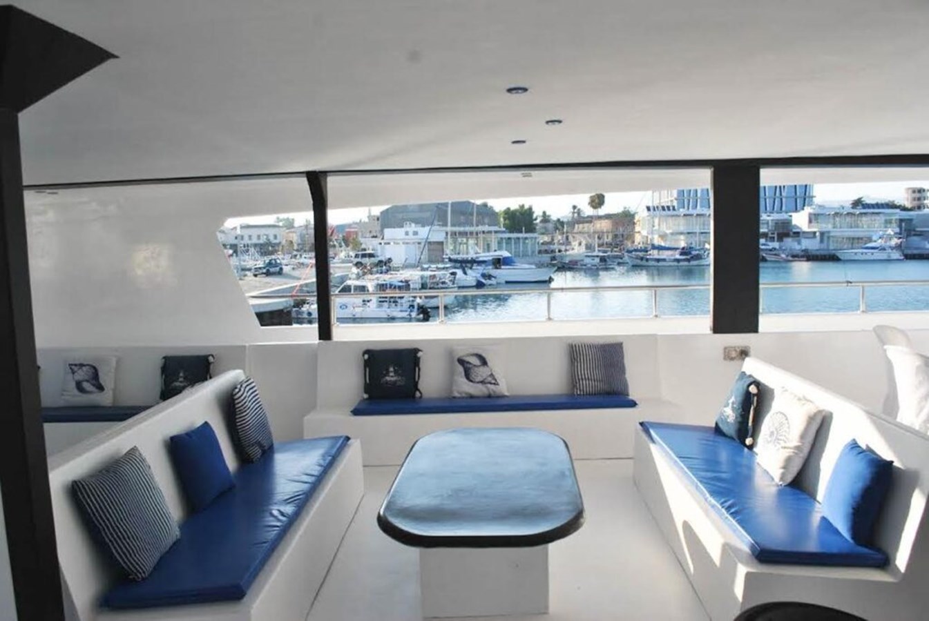 Custom Built Commercial Vessel Salone For Sale
