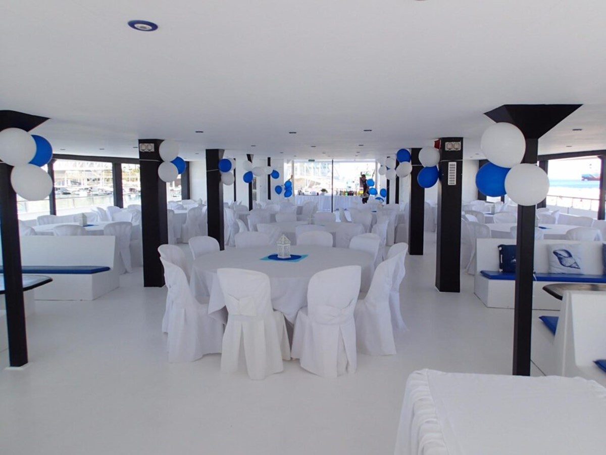 Custom Built Commercial Vessel Salone For Sale