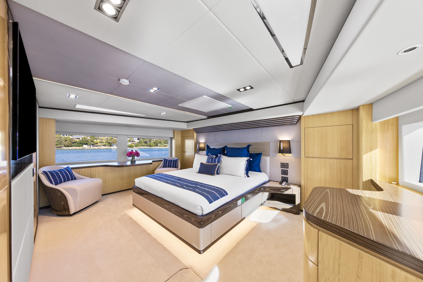 Majesty Motor Yacht M/Y LEGACY For Sale