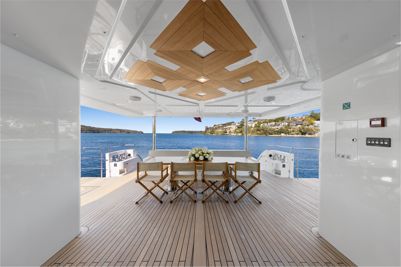 Majesty Motor Yacht M/Y LEGACY For Sale
