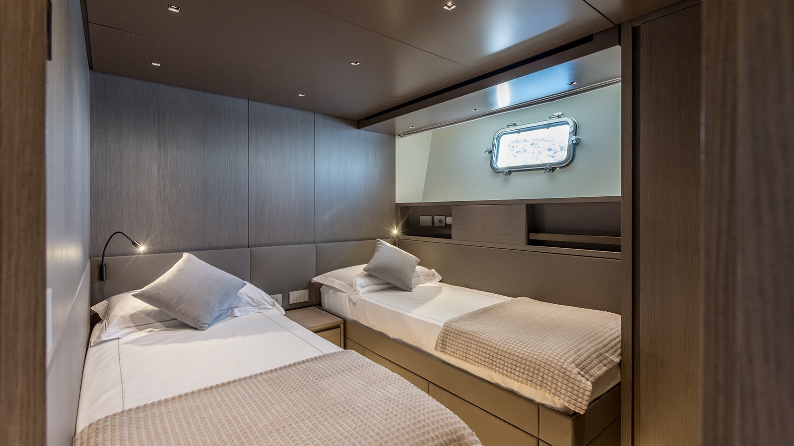 Sanlorenzo Yachts Motor Yacht JICJ For Sale