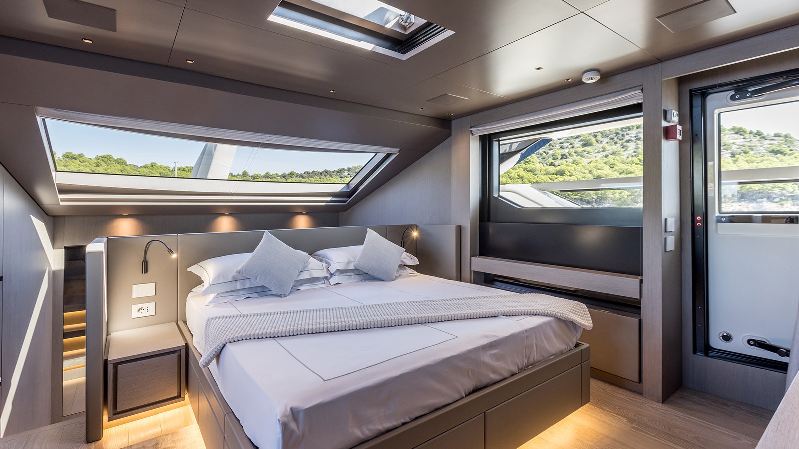 Sanlorenzo Yachts Motor Yacht JICJ For Sale
