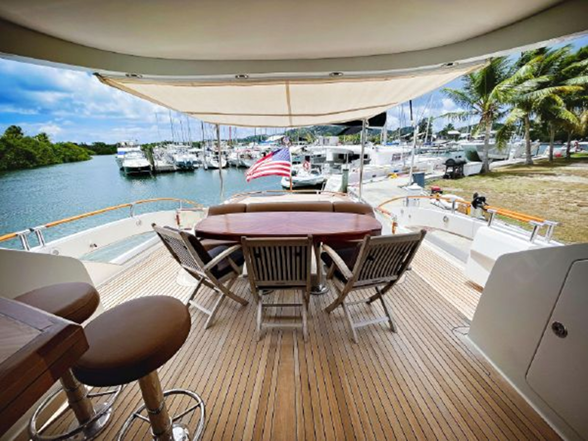 Lazzara Yachts Motor Yacht Lovin Life For Sale