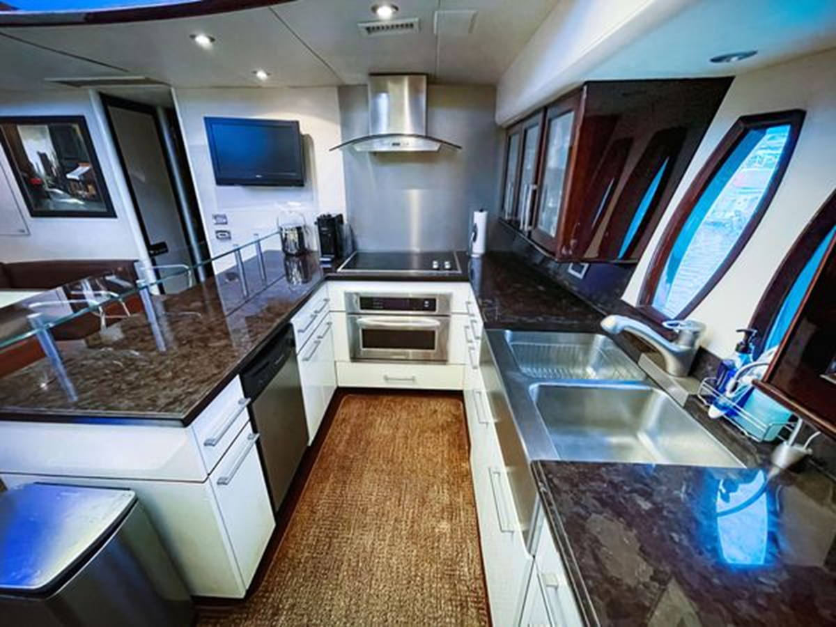 Lazzara Yachts Motor Yacht Lovin Life For Sale